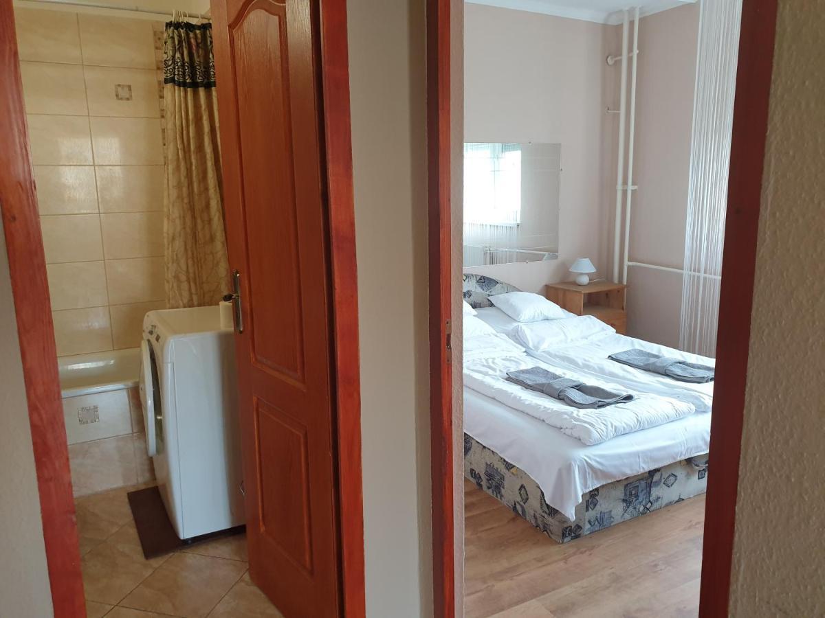 Casino Zuglo Budapest Kültér fotó